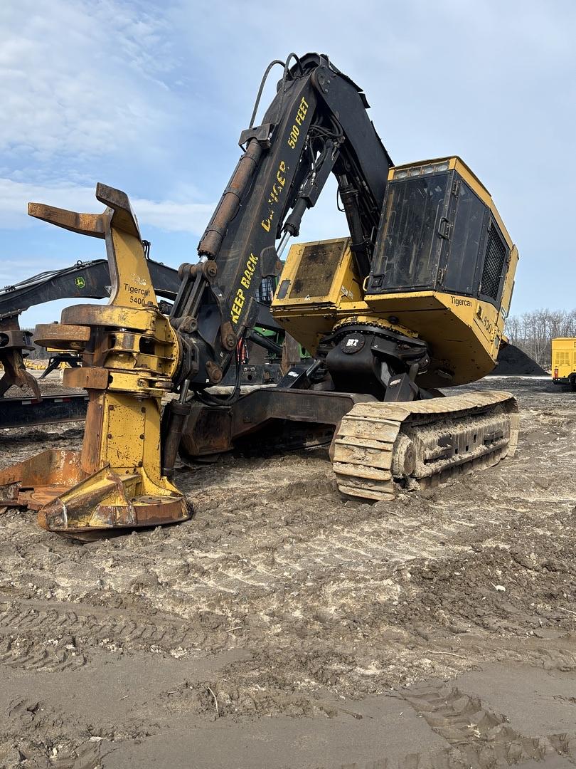 Feller Buncher Tigercat 830